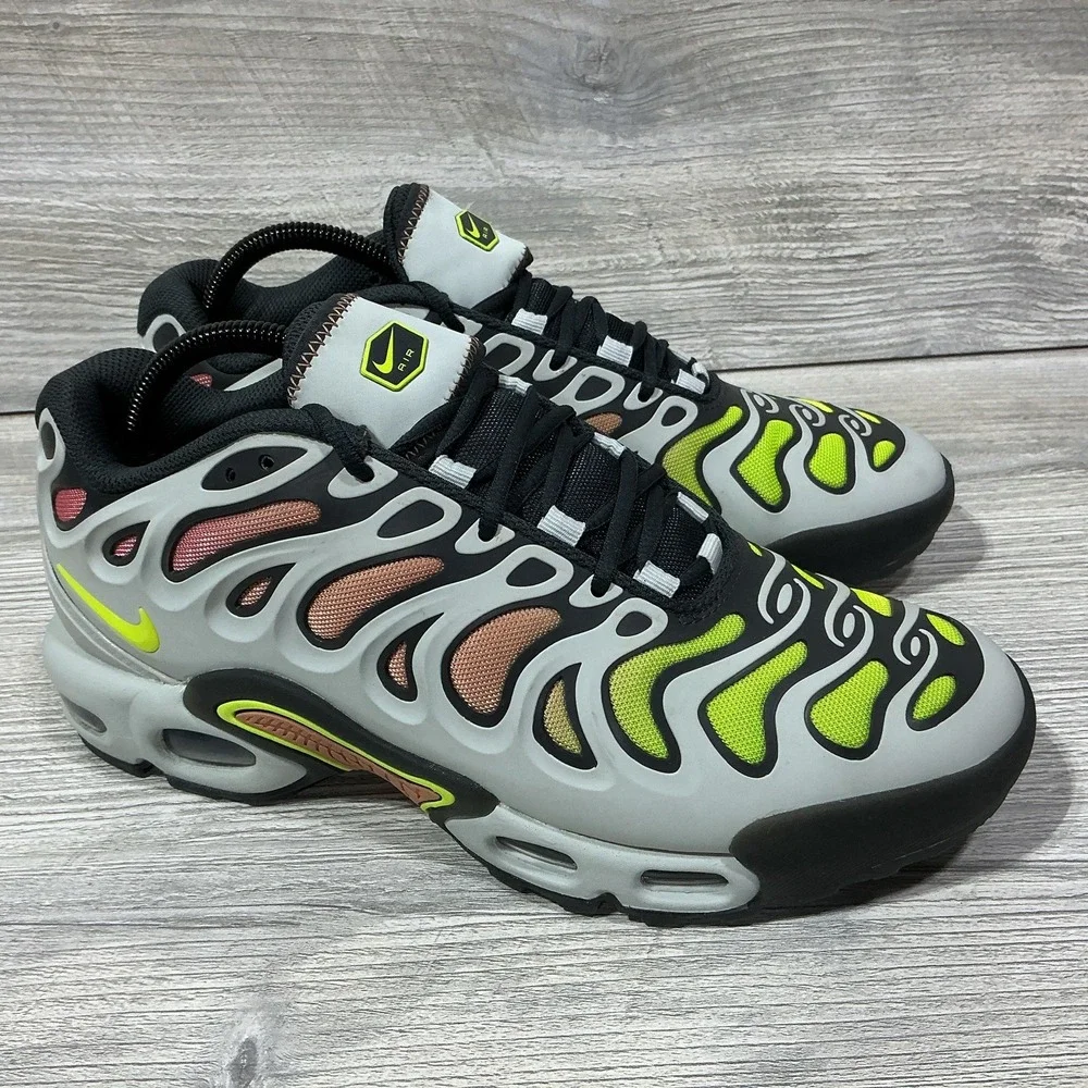 Nike Air Max Plus Drift Men's Size 8 Light Silver Volt Athletic Shoes FD4290-009
